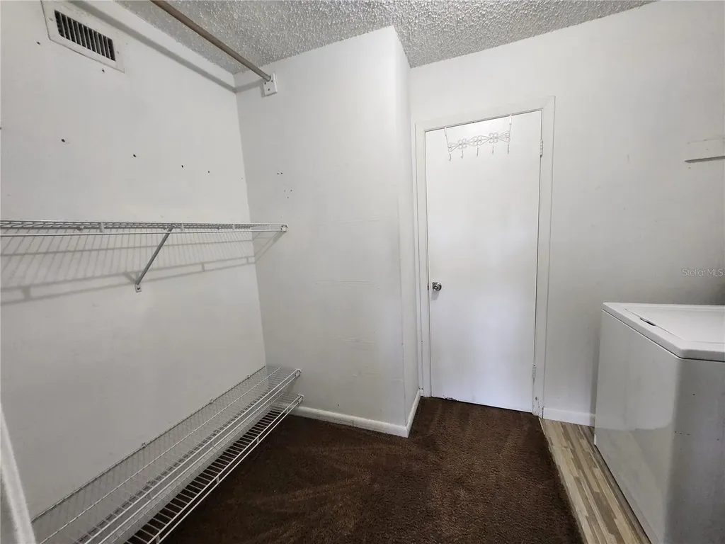 9209 Tudor Drive Tampa FL 33615