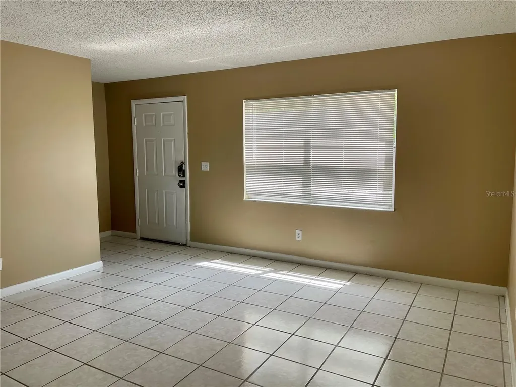 9209 Tudor Drive Tampa FL 33615