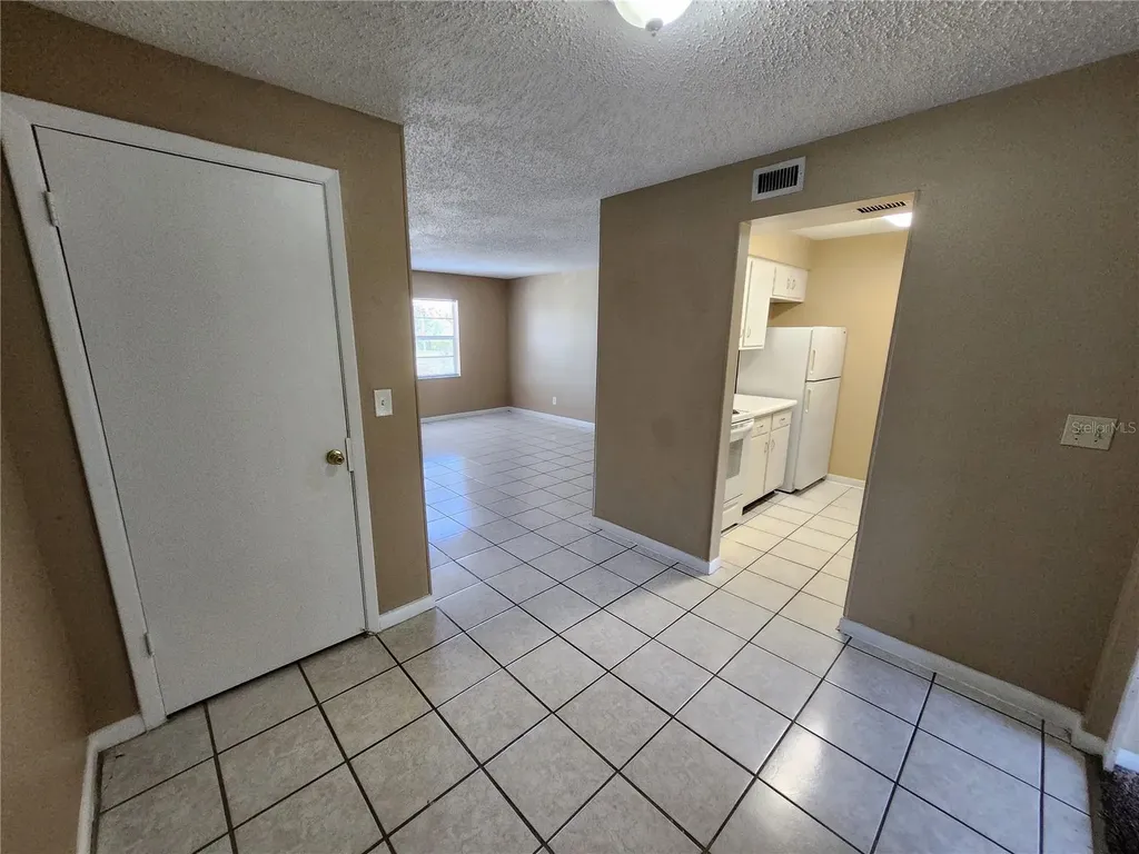 9209 Tudor Drive Tampa FL 33615