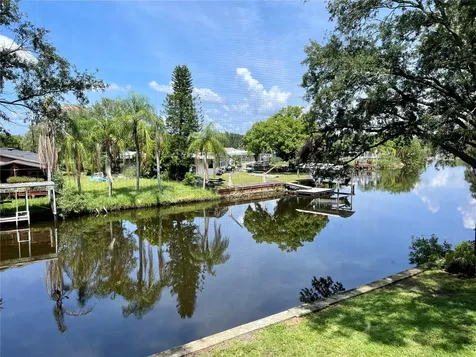 9209 Tudor Drive Tampa FL 33615