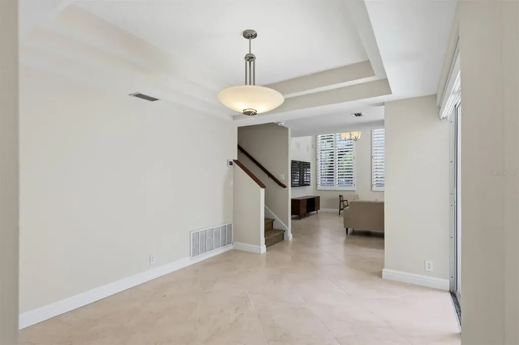 200 Cocoanut Avenue Sarasota FL 34236