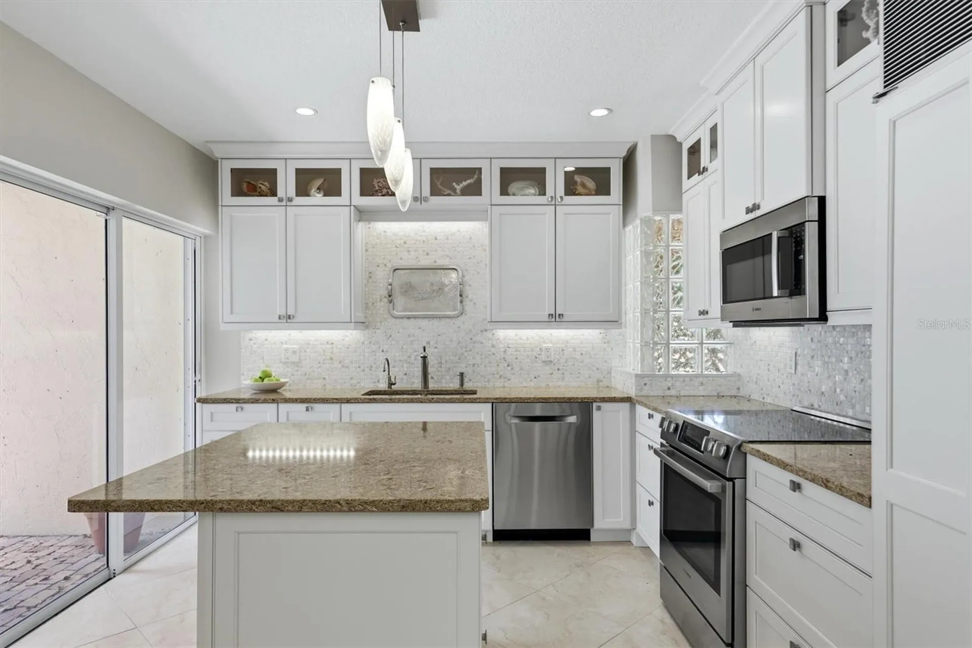 200 Cocoanut Avenue Sarasota FL 34236