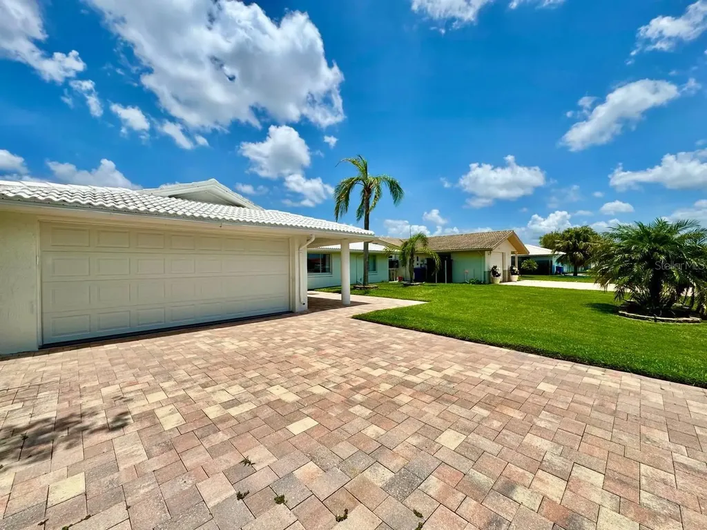 4037 Topsail Trail New Port Richey FL 34652