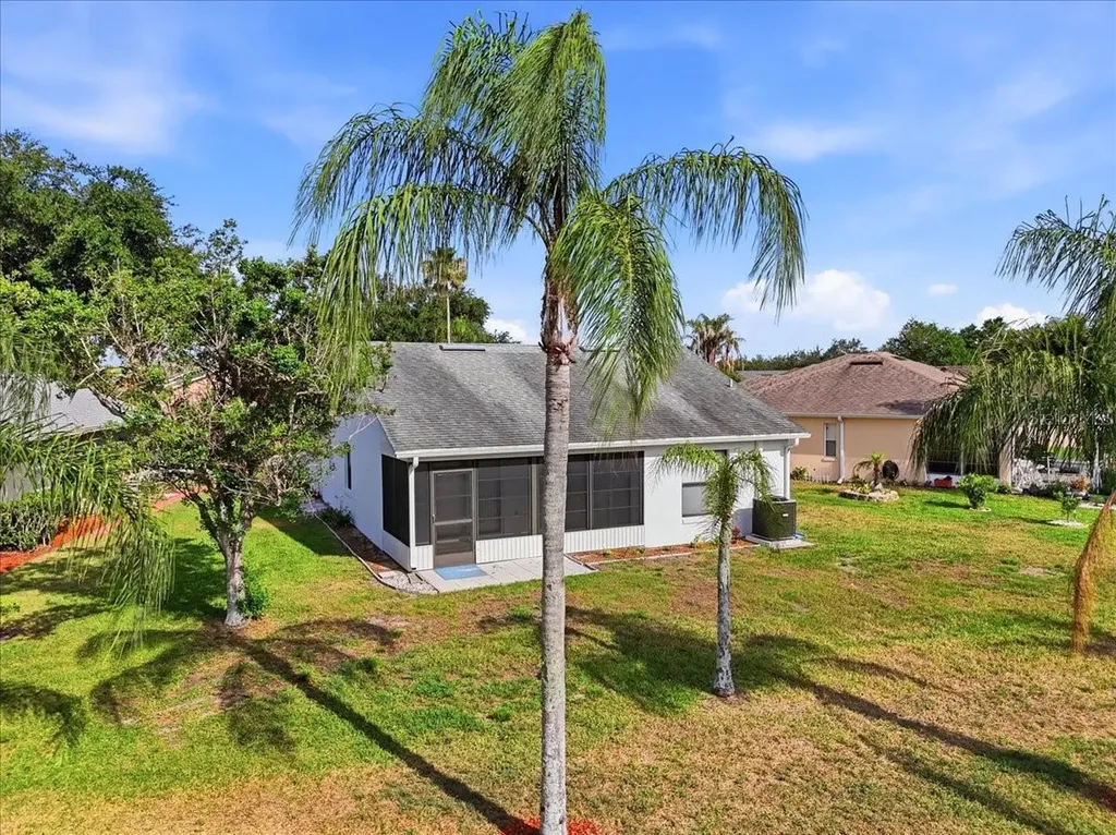 637 Cockatoo Loop Lakeland FL 33809