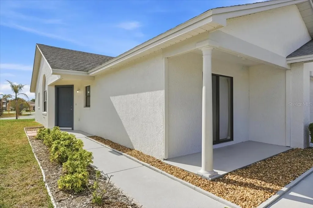 637 Cockatoo Loop Lakeland FL 33809