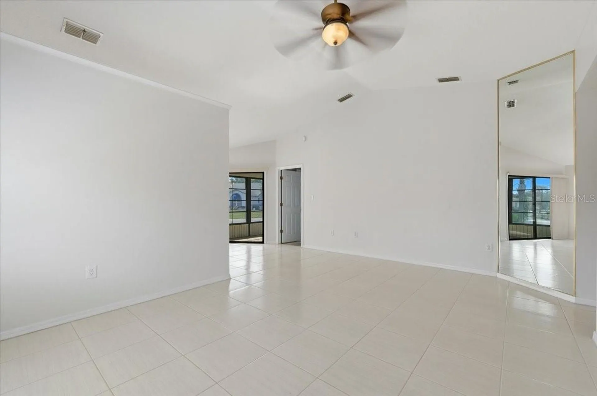 637 Cockatoo Loop Lakeland FL 33809