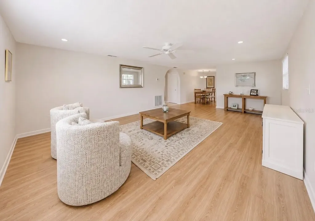 6316 Jamaica Circle E Apollo Beach FL 33572