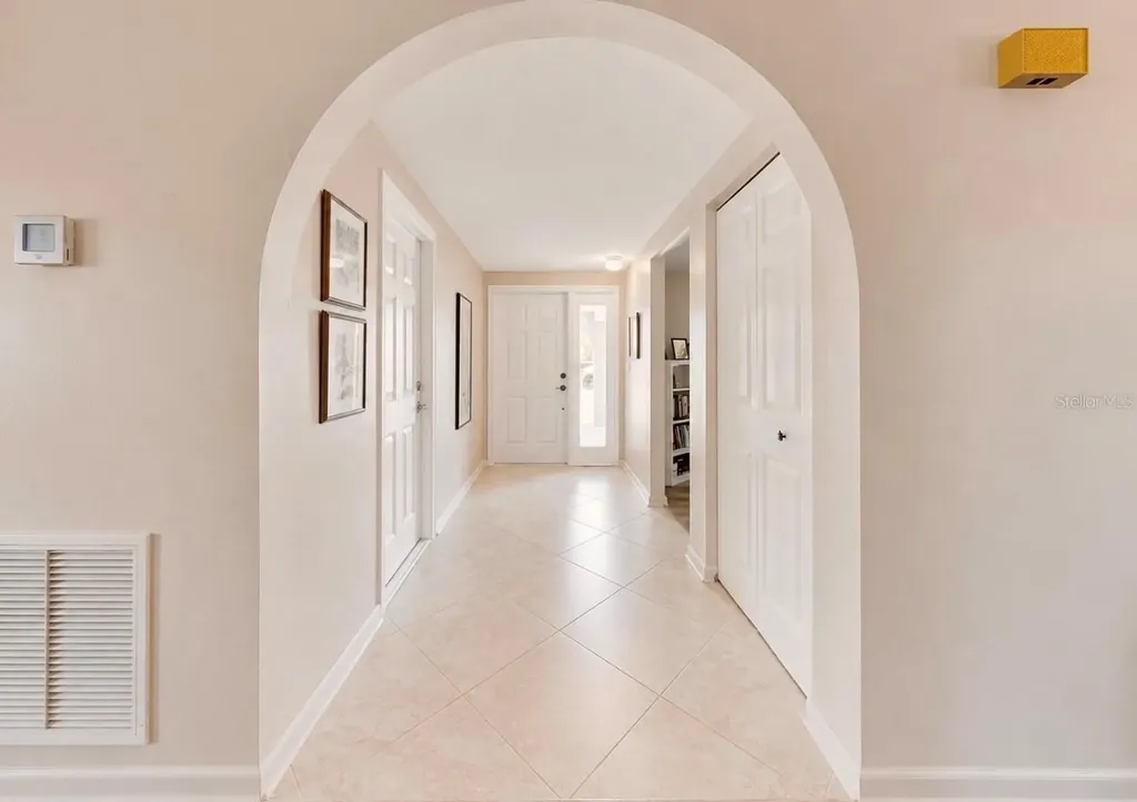 6316 Jamaica Circle E Apollo Beach FL 33572