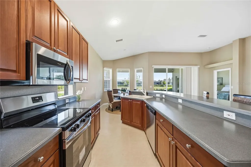 1915 Scarlett Avenue North Port FL 34289
