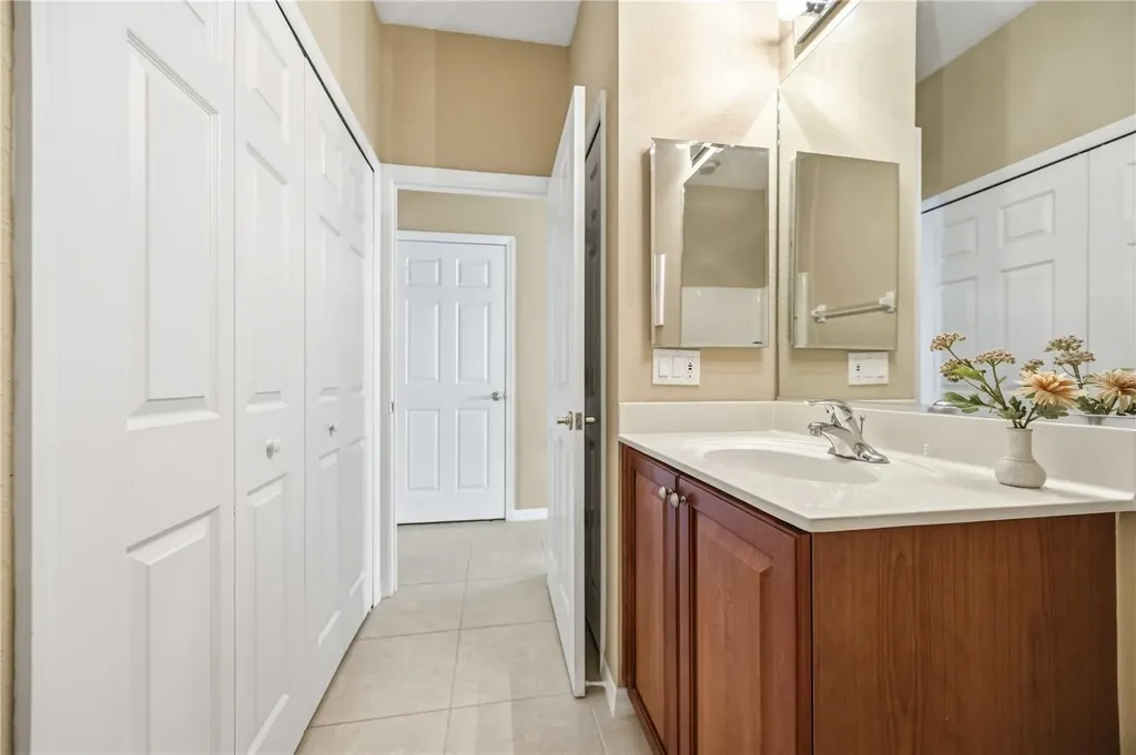 1915 Scarlett Avenue North Port FL 34289