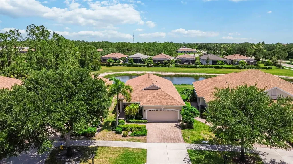 1915 Scarlett Avenue North Port FL 34289
