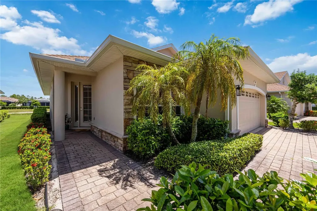1915 Scarlett Avenue North Port FL 34289