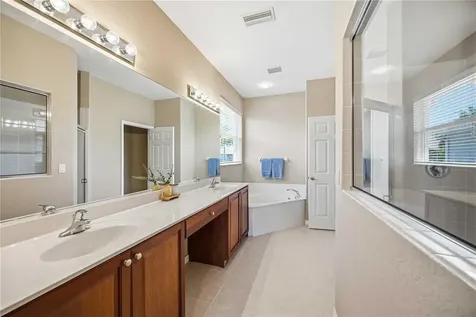 1915 Scarlett Avenue North Port FL 34289