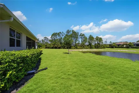 1915 Scarlett Avenue North Port FL 34289