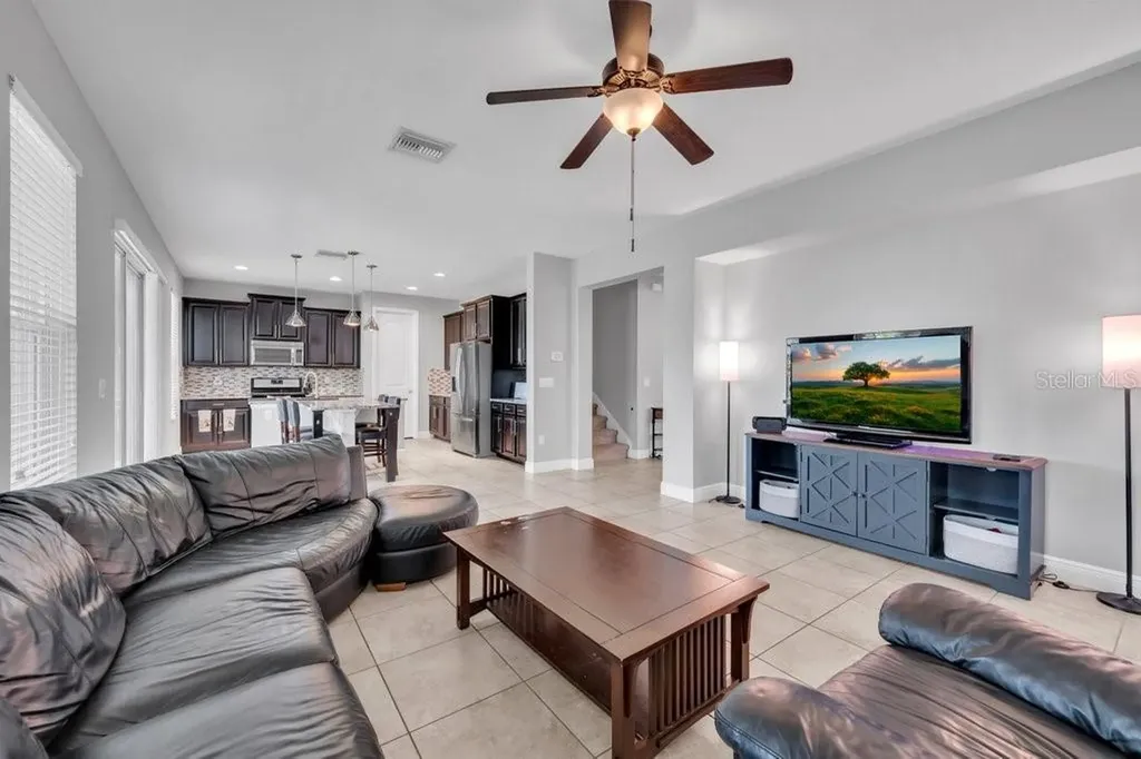 5938 Jasper Glen Drive Lithia FL 33547