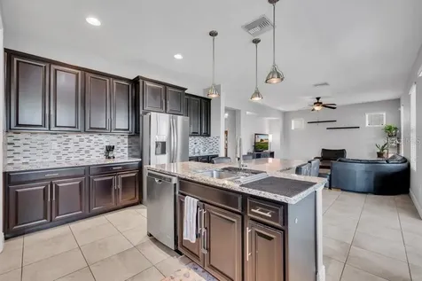 5938 Jasper Glen Drive Lithia FL 33547
