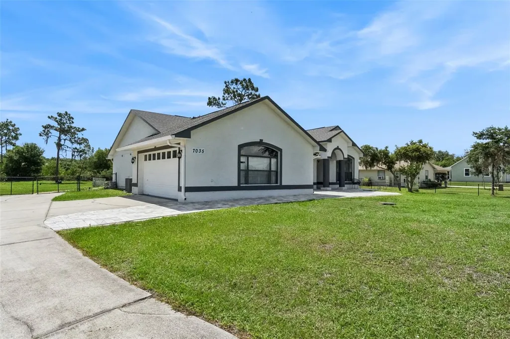 7035 Big Bend Drive St Cloud FL 34771