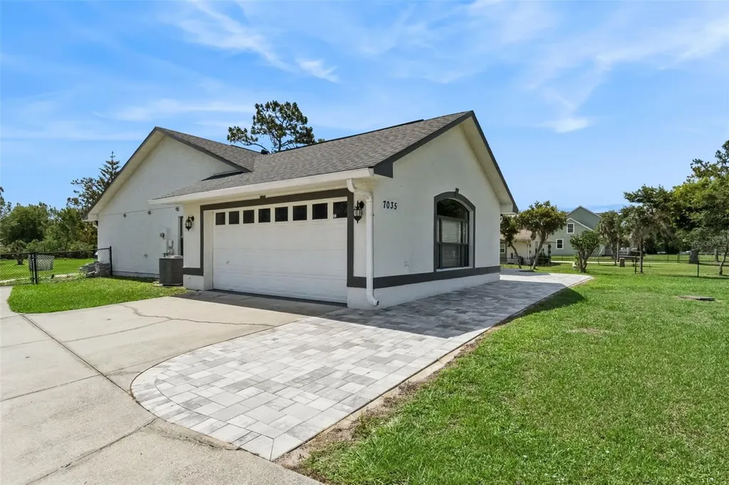 7035 Big Bend Drive St Cloud FL 34771