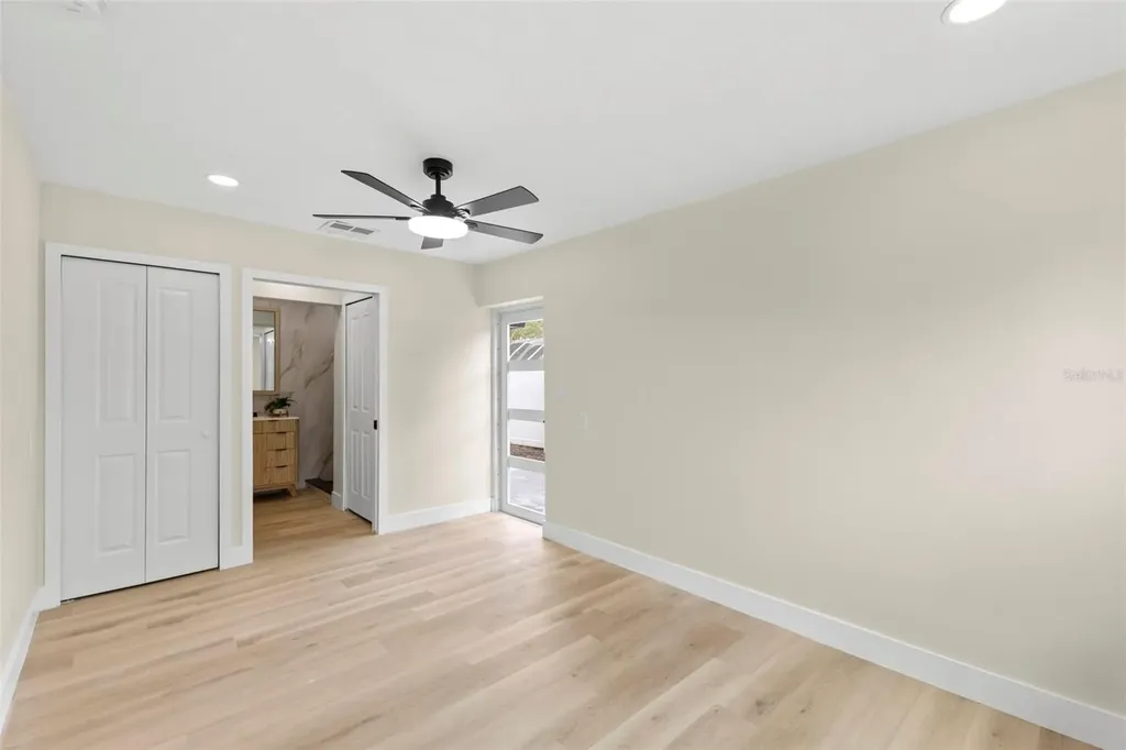 4430 Carson Street NE St Petersburg FL 33703