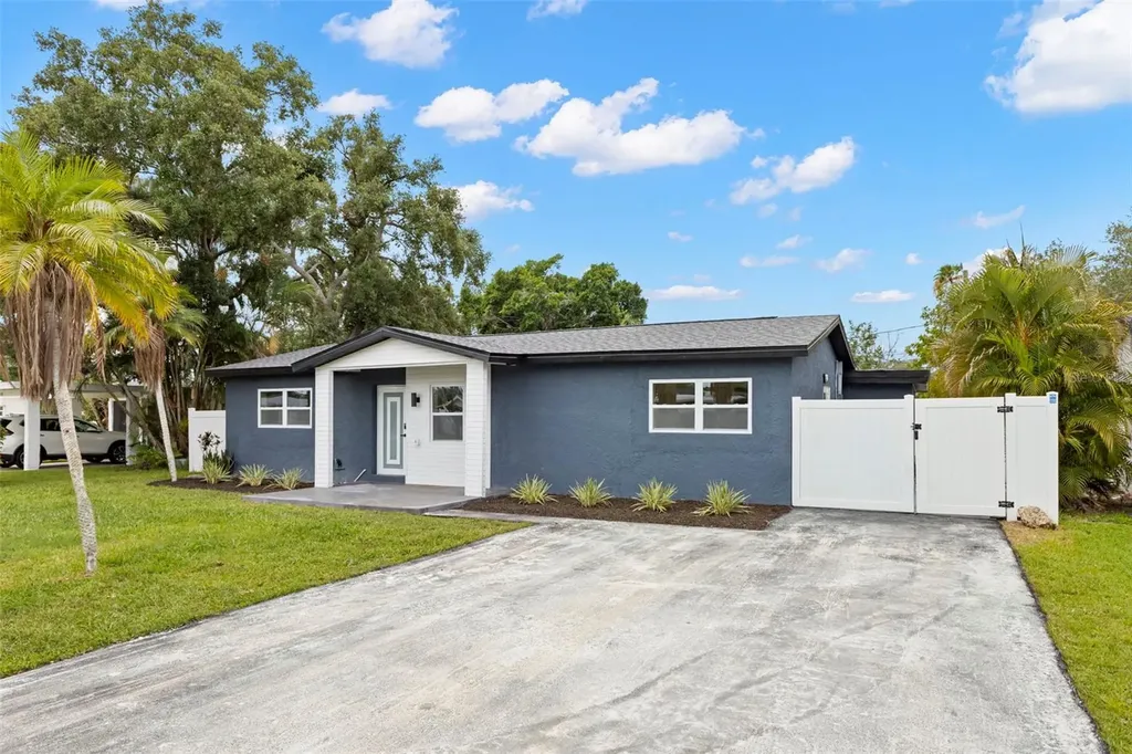 4430 Carson Street NE St Petersburg FL 33703