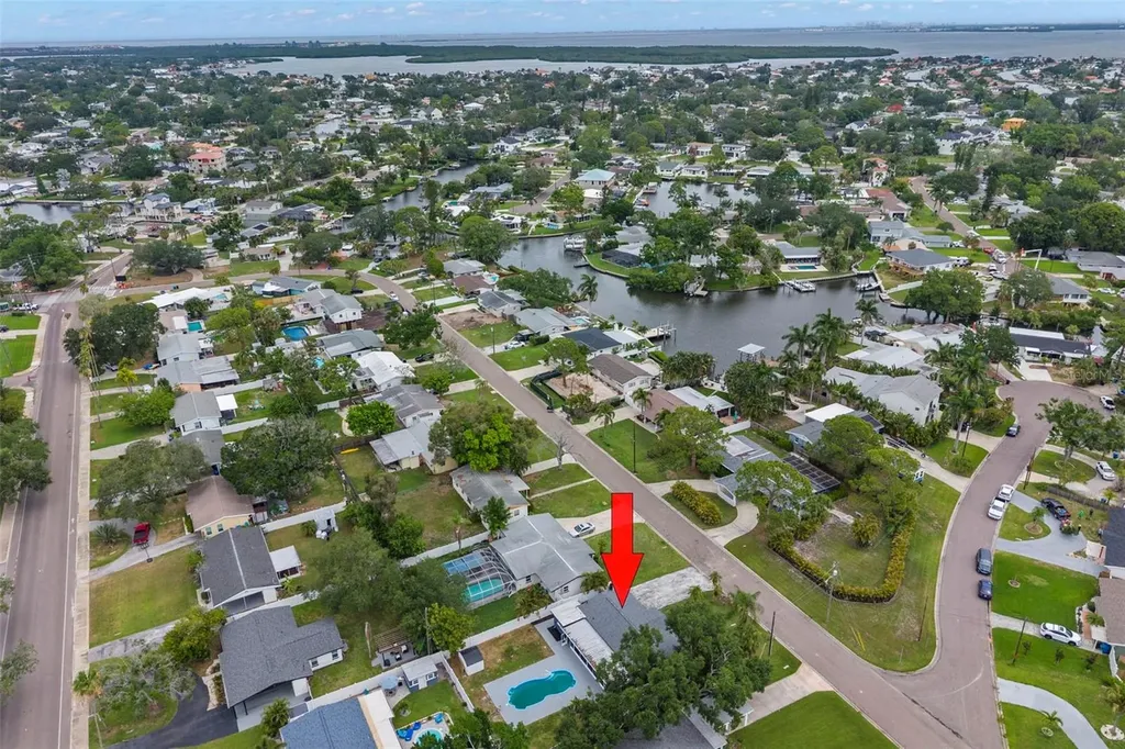 4430 Carson Street NE St Petersburg FL 33703