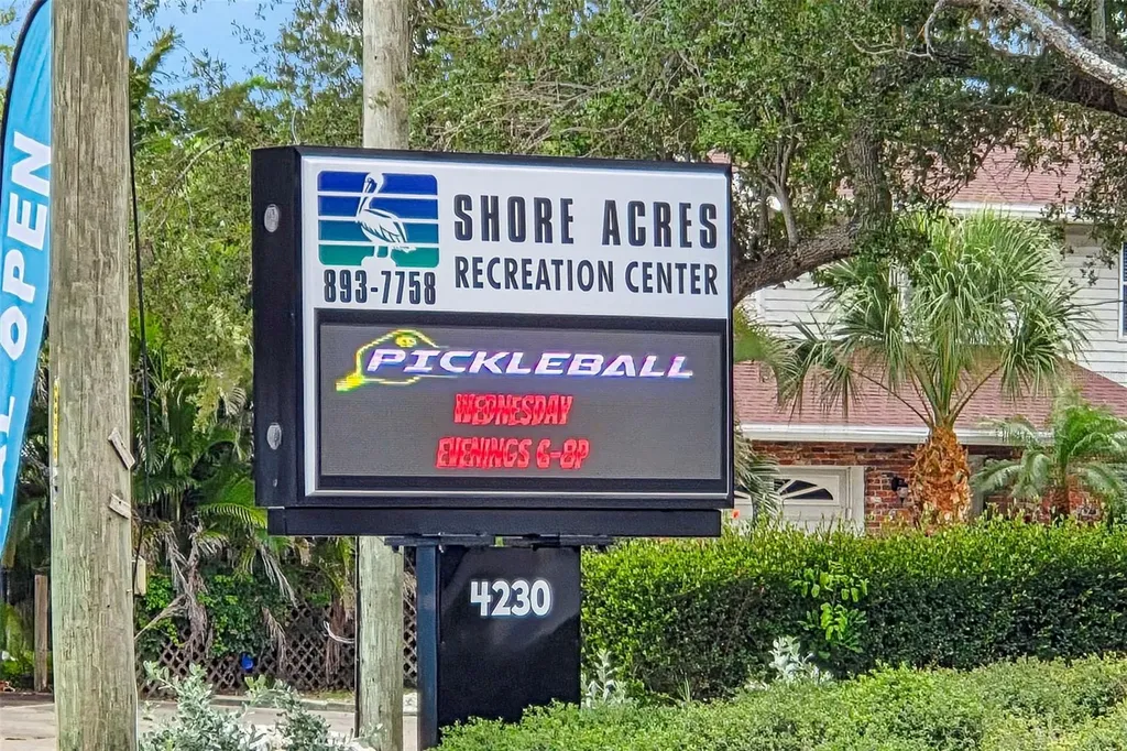 4430 Carson Street NE St Petersburg FL 33703