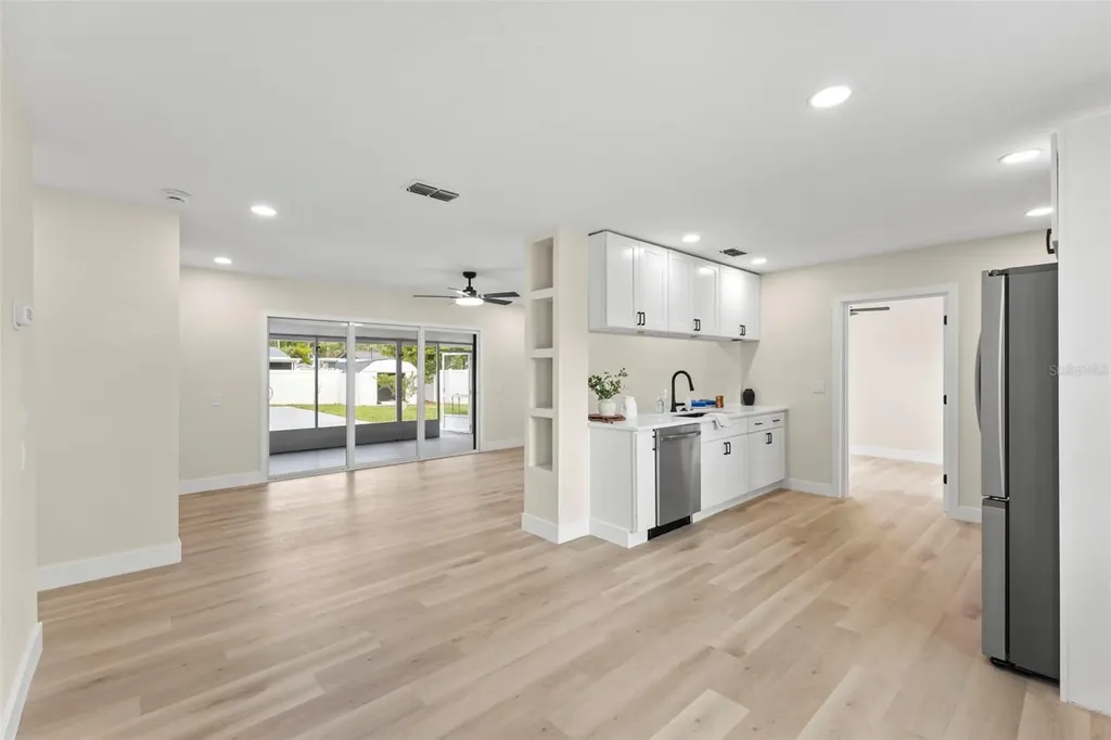 4430 Carson Street NE St Petersburg FL 33703