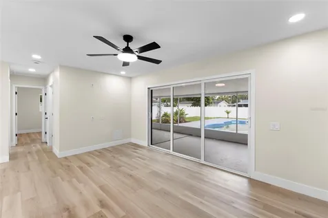 4430 Carson Street NE St Petersburg FL 33703