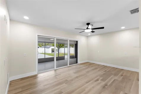4430 Carson Street NE St Petersburg FL 33703