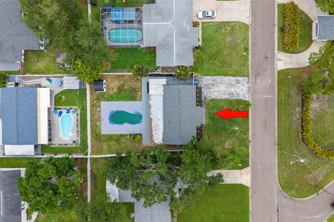 4430 Carson Street NE St Petersburg FL 33703