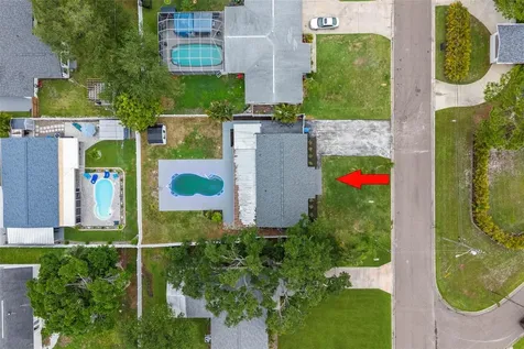 4430 Carson Street NE St Petersburg FL 33703