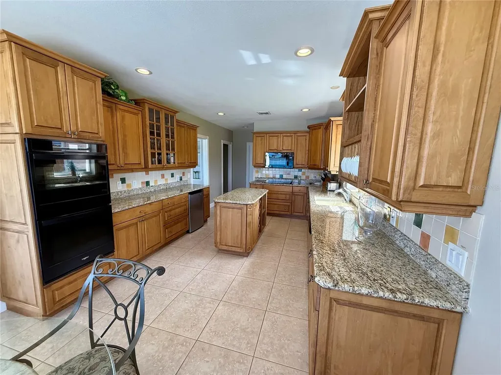 376 W Royal Flamingo Drive Sarasota FL 34236