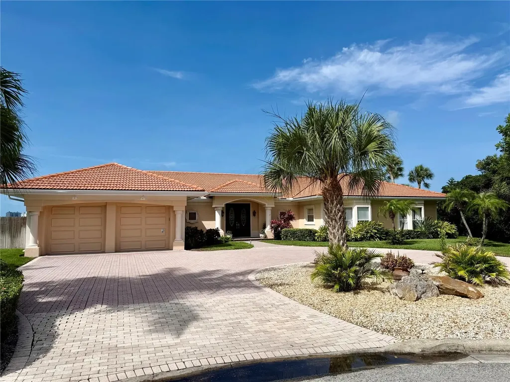 376 W Royal Flamingo Drive Sarasota FL 34236