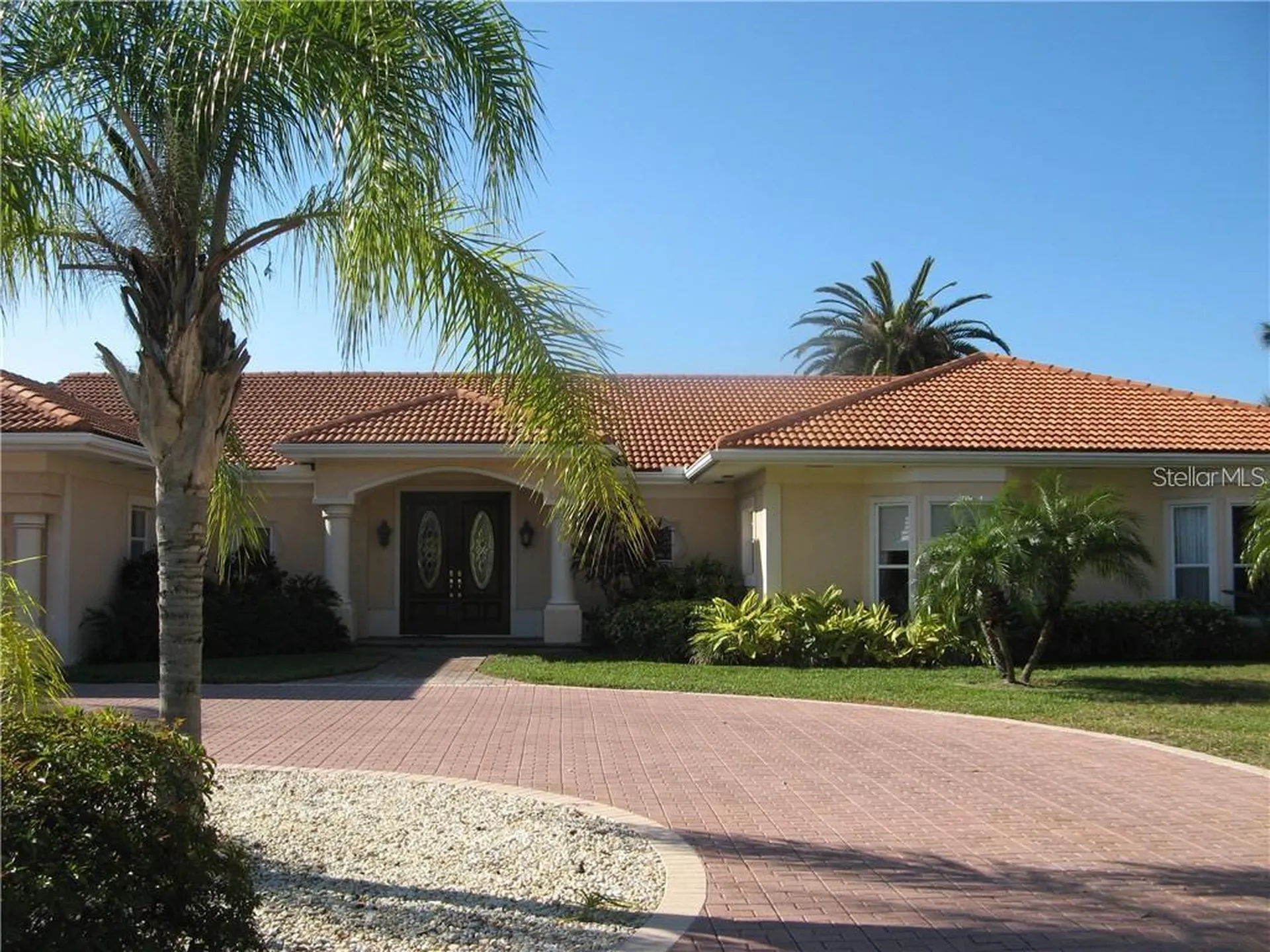 376 W Royal Flamingo Drive Sarasota FL 34236