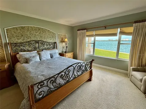 376 W Royal Flamingo Drive Sarasota FL 34236