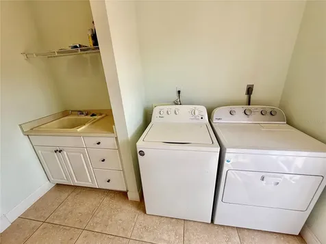 376 W Royal Flamingo Drive Sarasota FL 34236