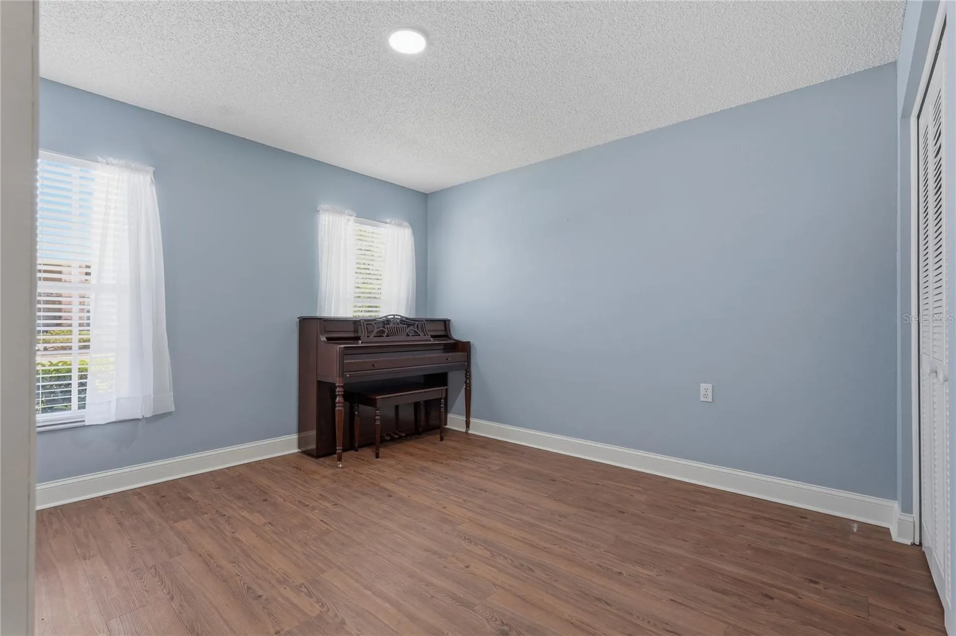 9031 Warwick Lane New Port Richey FL 34655