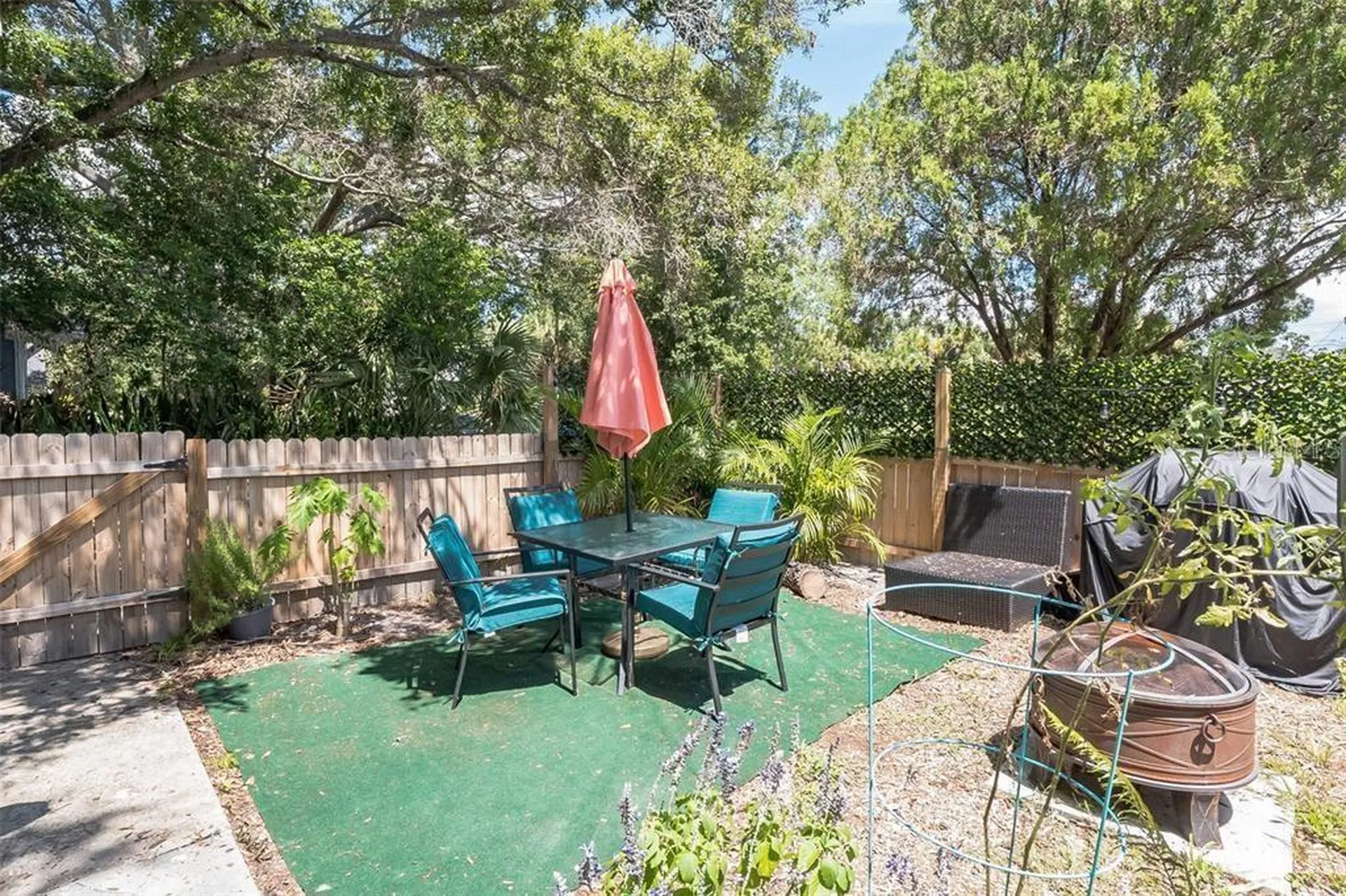 201 35th Street S St Petersburg FL 33711