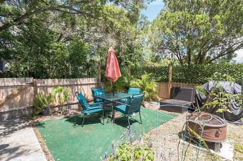 201 35th Street S St Petersburg FL 33711