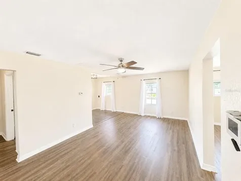 201 35th Street S St Petersburg FL 33711