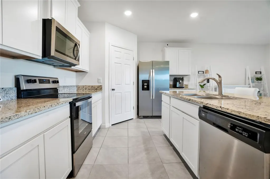 1581 Mineral Loop Drive NW Palm Bay FL 32907