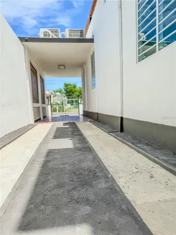 134 Maria Moczo San Juan PR 00911