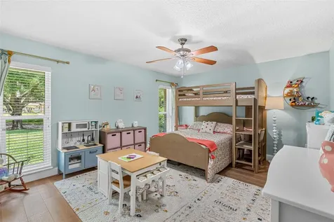 4513 Woodlands Village Drive Orlando FL 32835