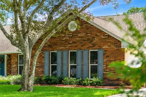 4513 Woodlands Village Drive Orlando FL 32835