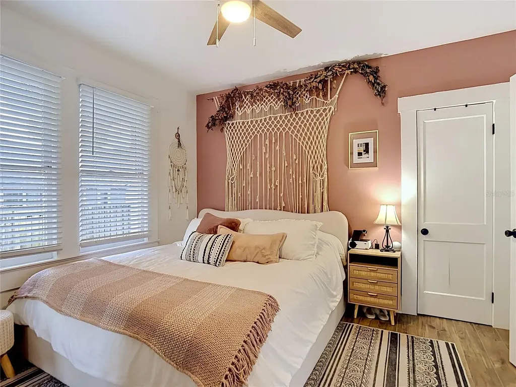 105 W Elm Street Tampa FL 33604