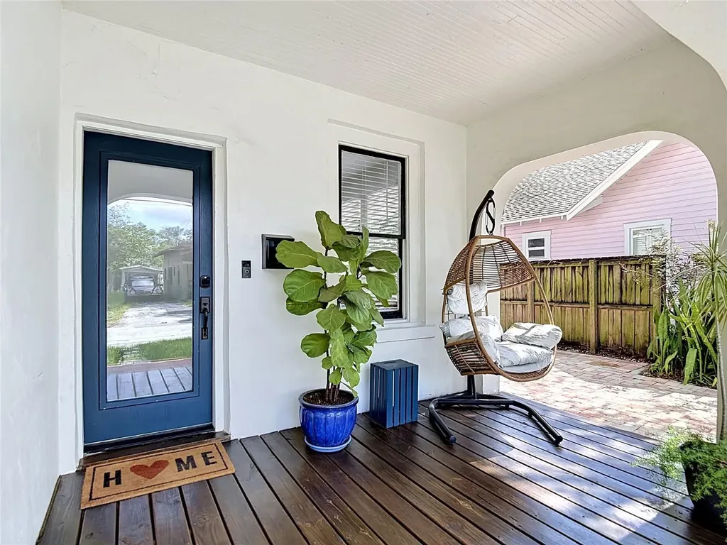 105 W Elm Street Tampa FL 33604