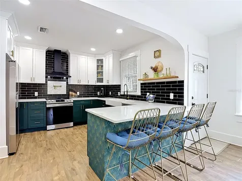 105 W Elm Street Tampa FL 33604