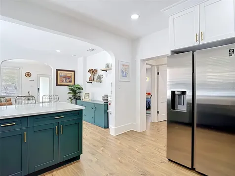 105 W Elm Street Tampa FL 33604