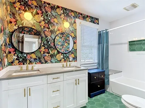 105 W Elm Street Tampa FL 33604