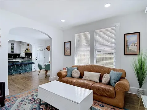 105 W Elm Street Tampa FL 33604